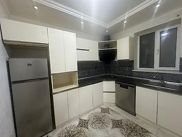 metbex mebel ikinci el: Az işlənib problemsiz yeni kimidir. Ümumi uzunluq 5 m Yalnız moyka — 1