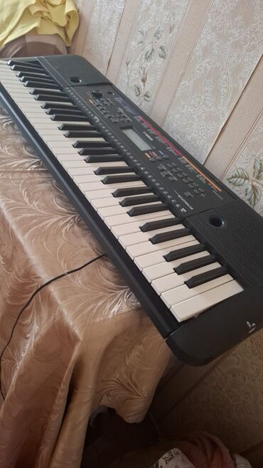 Səs avadanlığı: Sintezator, Yamaha, İşlənmiş, Ünvandan götürmə