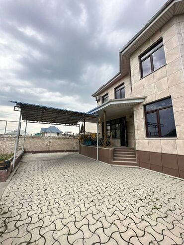 агенство кыргыз недвижимость: 350 кв. м, 10 бөлмө