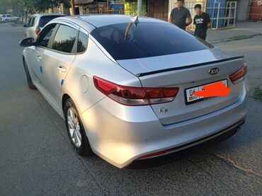 elantra 2017: Kia K5: 2017 г., 2 л, Автомат, Газ, Седан