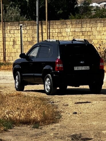 Hyundai Tucson: 2 л | 2008 г. Внедорожник