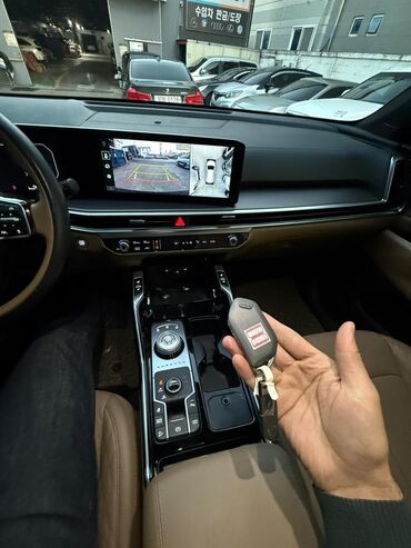 Kia: Kia Sorento: 2023 г., 1.6 л, Гибрид — 10