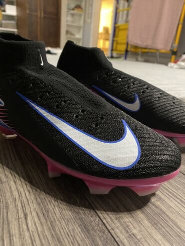 мяч футбольный цена: Футбольные бутсы Nike Mercurial с носком-манжетой Размер 37,5-38