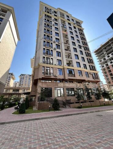 продаю кв кызыл аскер: 2 комнаты, 82 м², Элитка, 11 этаж, ПСО (под самоотделку)