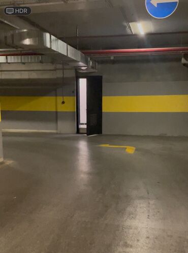 Digər kommersiya daşınmaz əmlakı: Nəsimidə Azadlıq rezidensin binasında yol qırağında yerləşən — 12