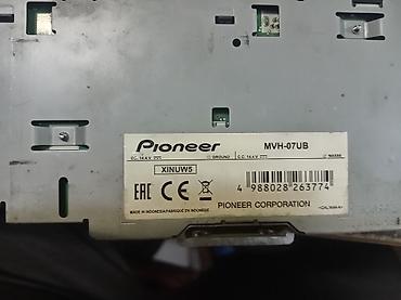 pioneer barter: Pioneer avtomobil audio dəsti

Komplekt:
Arginaldi — 2