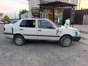 runx alex: Volkswagen Vento: 1994 г., 1.8 л, Механика, Седан — 1