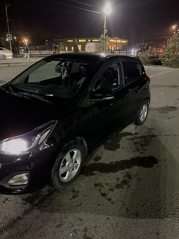 Chevrolet: Chevrolet Spark: 2019 г., 1 л, Вариатор, Бензин, Хэтчбэк — 5