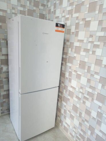 Uzunmüddətli kirayə mənzillər: Xətai Rayonu Xalqlar Dostluğu Baku Medikal Plaza Gövhər Mtk 2 otaq — 8