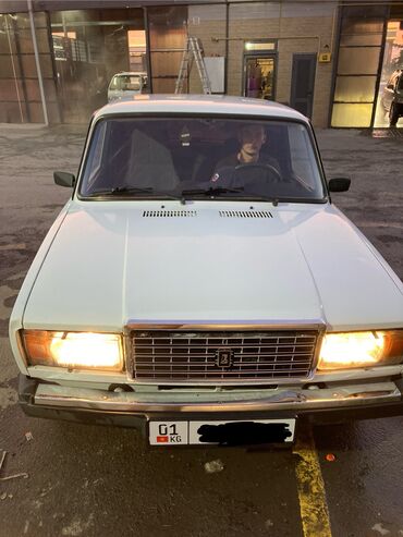 машына обмен: ВАЗ (ЛАДА) 2107: 2005 г., 1.6 л, Механика, Бензин, Седан