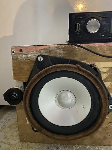 İşlənmiş JBL Kolonka, Növ - Akustik, rəng - Boz lalafo.az -da İşlənmiş JBL Kolonka, Növ - Akustik, rəng - Boz