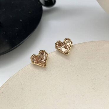 серьги с бриллиантами ссср фото: Женские серьги - гвоздики с золотистыми краями, в форме сердца, размер