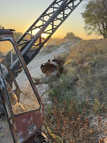 Экскаваторы: Экскаватор, Гусеничный — 4