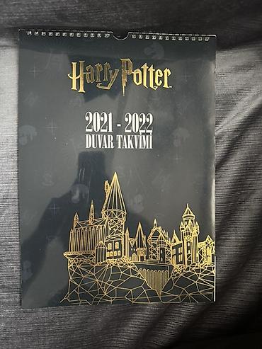 iş dəftəri: Harry Potter 2021–2022 divar təqvimi - Rəsmi Harry Potter mövzulu — 1