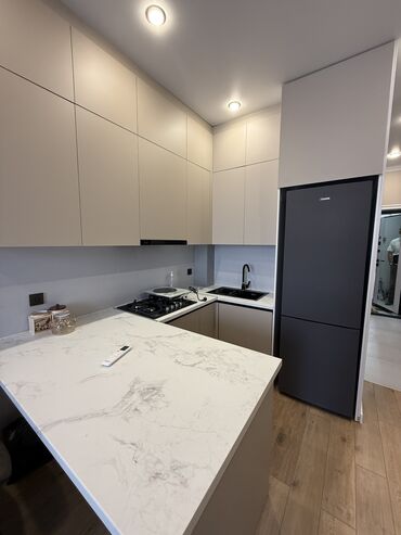 Посуточная аренда квартир: 2 комнаты, Душевая кабина, Постельное белье, Кондиционер — 11