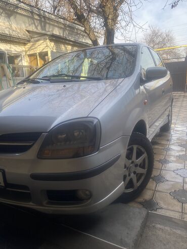 Nissan: Nissan Almera Tino: 2003 г., 1.8 л, Механика, Бензин, Хэтчбэк