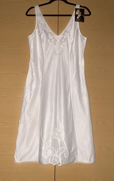 Gecəliklər: Sovet vaxtinin pambiq ve ipek noçnoylari, Yuqoslaviya QDR istehsali — 7