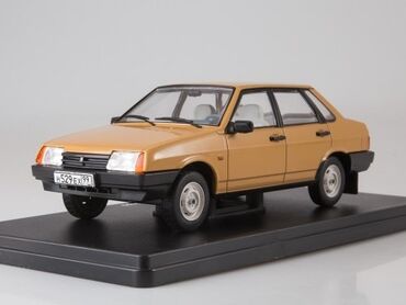 Avtomobil modelləri: Hachette 1/24 ölçüdə avtomobil modelləri.Hamısı blisterin içindədir — 5