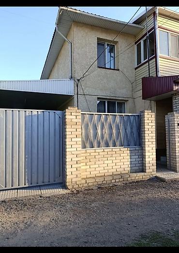 Долгосрочная аренда домов: 90 м², 3 комнаты — 1