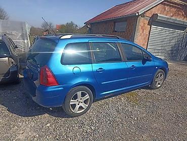smart multimedija: PEUGEOT 307 - KOMPLETAN AUTO U DELOVIMA | Originalni polovni delovi — 4