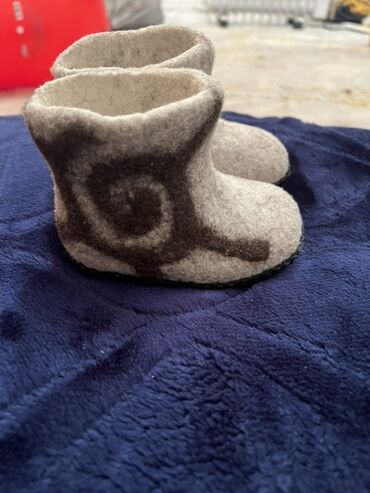 белорусская обувь для проблемных ног: Детские валяные пинетки-валенки из натуральной шерсти. - Цвет