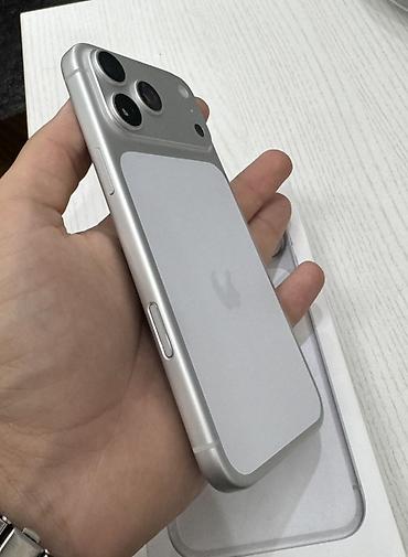 iphon 7s: IPhone 17 Pro Max, 512 GB, Gümüşü — 3