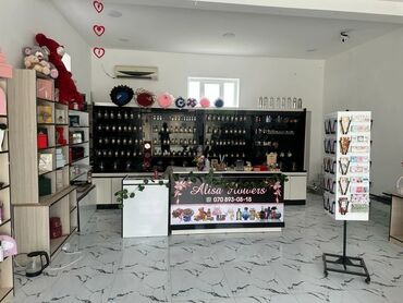 set qablari: Alisa Flowers – gül və hədiyyə mağazası Hazır biznes satılır. !