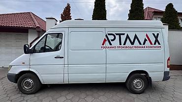дворники спринтер: Mercedes-Benz Sprinter, белый фургон с высоким крышей и длинной базой — 6