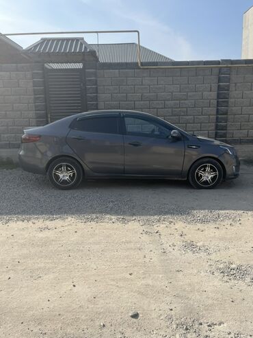 Kia: Kia Rio: 2012 г., 1.6 л, Автомат, Бензиновая, Седан — 2