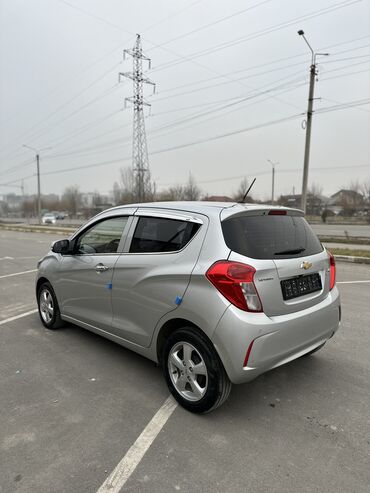 Chevrolet: Chevrolet Spark: 2017 г., 1 л, Автомат, Бензин, Хэтчбэк — 7