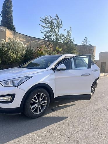 santa fe 2008: Hyundai Santa Fe, ağ rəng, 4WD krossover/SUV. Xüsusiyyətlər: - Tam — 5