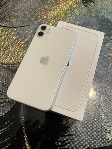 продаю айфон х: IPhone 11, 64 ГБ, Белый, Отпечаток пальца, Face ID, С документами