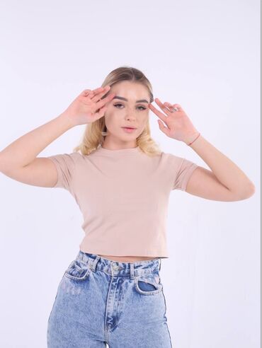 украшения с водолазкой: 🧵 aku_312_shop Укороченная футболки под пиджак Ткань супра 95% ХБ 5%