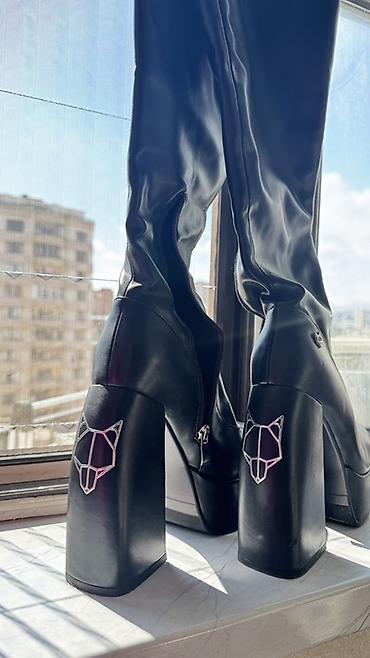 Çəkmələr: Platformalı çəkmələr - Rəng: qara - Material: hamar eko‑dəri — 1