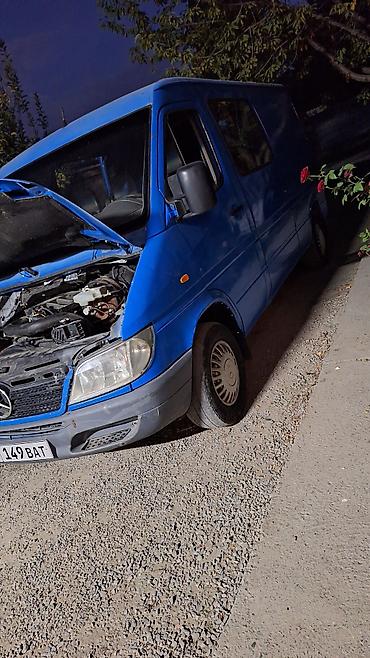 Унаа сатуу: Mercedes-Benz Спринтер: 2002 г., 2.2 л, Кол менен иштөөчү, Дизель, Бус — 2