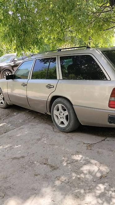 x class: Mercedes-Benz E-Class: 1992 г., Механика, Бензин, Универсал — 3