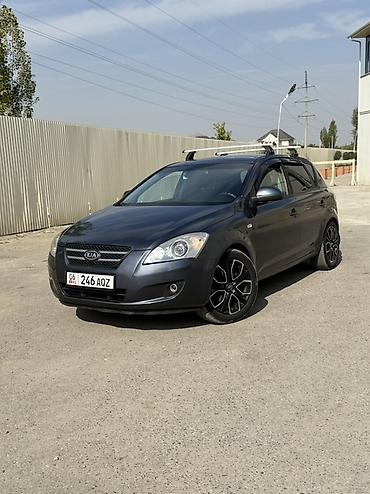 Kia Ceed: 2009 г., 1.6 л, Автомат, Газ, Хэтчбэк