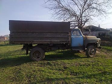 traktor t 25: Yük maşını – sovet istehsalı GAZ seriyası (təxmini ZIL/GAZ-53 tipli) — 3