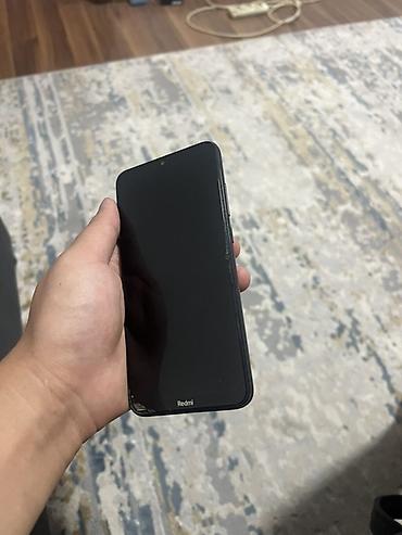 11: Redmi, Redmi 8, Б/у, 32 ГБ, цвет - Черный, 2 SIM — 2