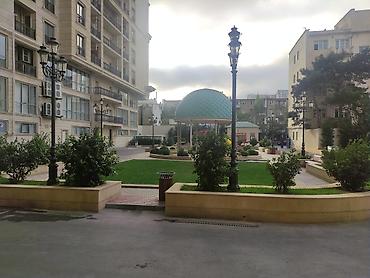 Mənzillərin satışı: 5 otaqlı, Yeni tikili, 303 kv. m — 1