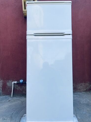 Другая техника для кухни: Б/у 2 двери Beko Холодильник Продажа, цвет - Белый, С диспенсером