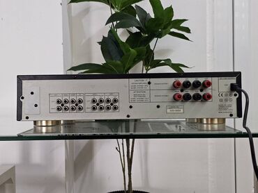 Pojačala i prijemnici: Harman/Kardon HK 610 – stereo integrisano pojačalo - Klasičan HK — 10