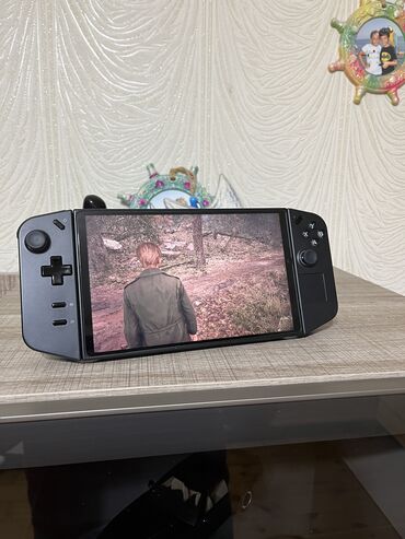 Digər oyun və konsollar: Salam ideal veziyyetde cox az iwlenib, ekrana anti udar goyulub, cox — 2