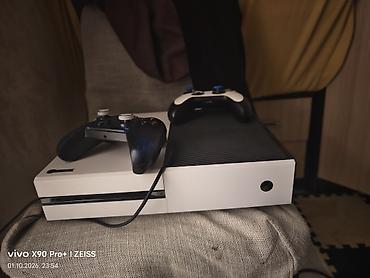 Техника жана электроника: Xbox one с дисководом на 500гб цвет черный но я наклеил сверху белый — 2