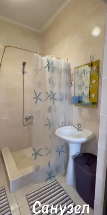 ысык куль: ** Коттеджный городок Демал., Цена в августе 5500 с., При бронировании — 4