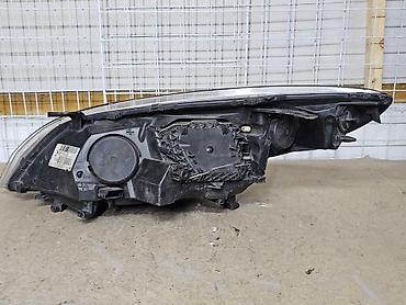 Передние фары: Передняя правая фара Renault 2010 г., Б/у, Оригинал, Германия — 12