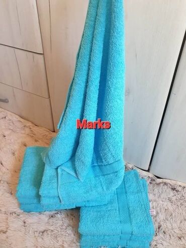 Ostalo: 💯🔝Pamucni peskiri jednobojni🔝💯 Dimenzije peskira : 50x90 Cena: Paket — 18