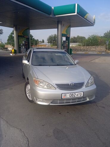 срочно в связи с переездом: Toyota Camry: 2002 г., 2.4 л, Автомат, Бензин, Седан