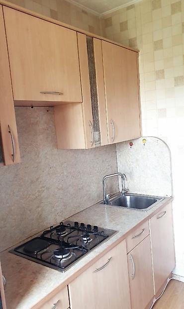 Квартиры: 3 комнаты, 62 м², 10 мкр 105 серия, 3 этаж, Старый ремонт — 5