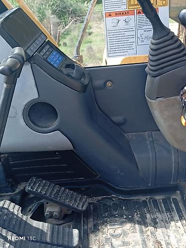 traktor ekskavator satilir: Komatsu ekskavator – tırtıllı, hidravlik qazma maşını Tecilii — 6